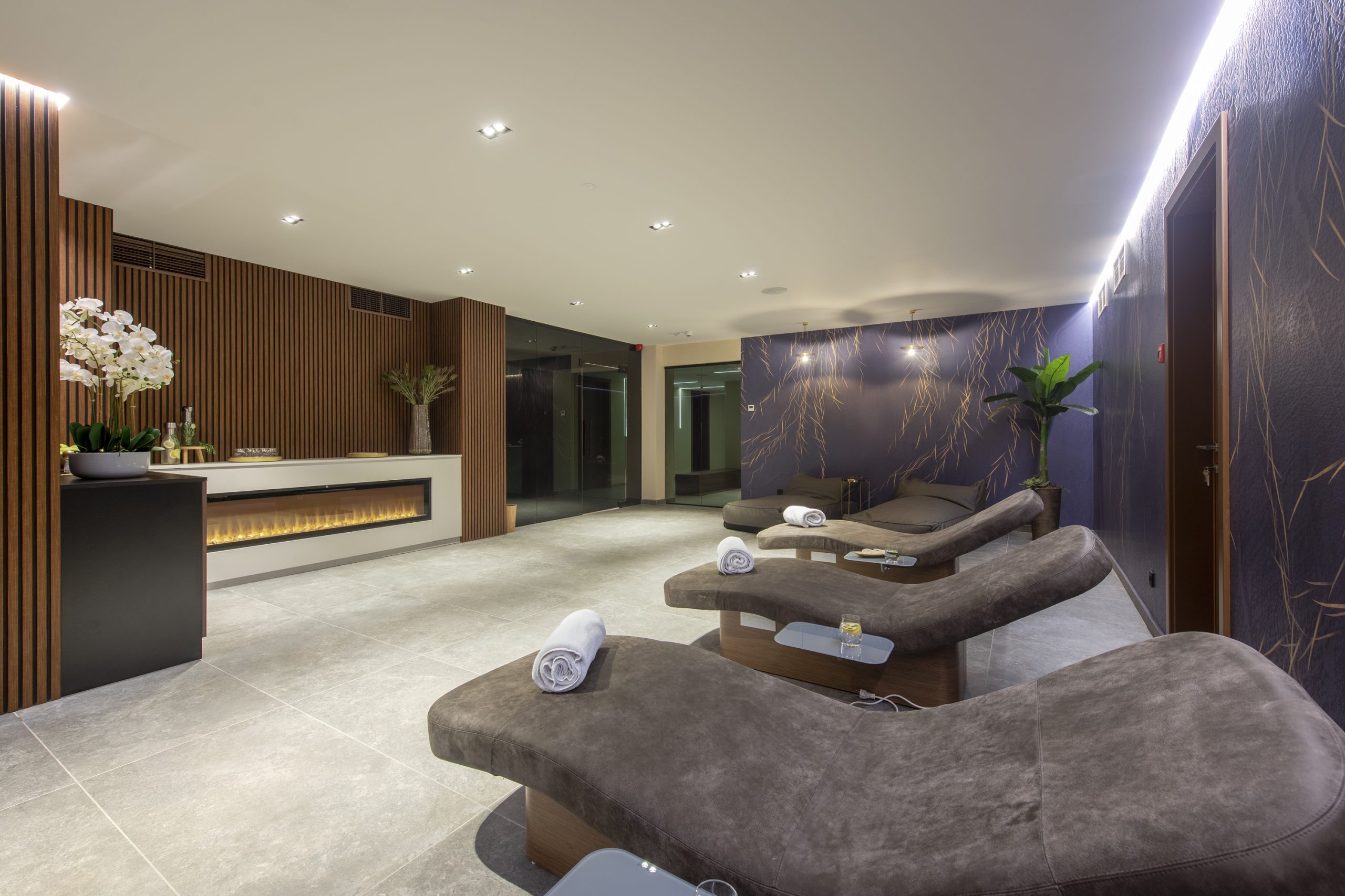 turist_spa_03_03042022_photo©right by godar